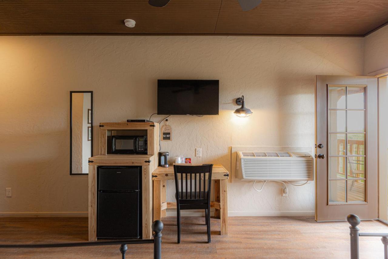 Miners #1 - Two Double Beds And Private Balcony Chalet *