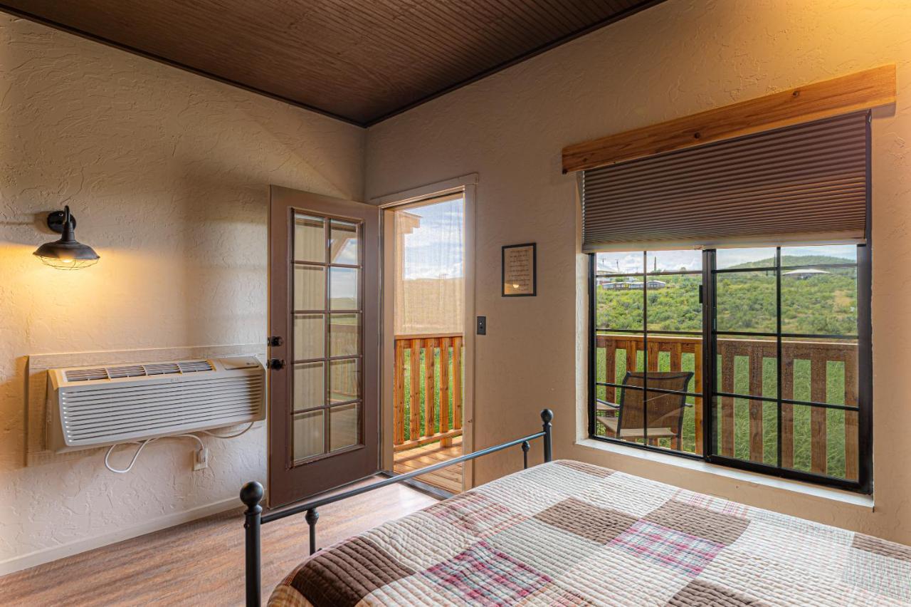 Miners #1 - Two Double Beds And Private Balcony Chalet